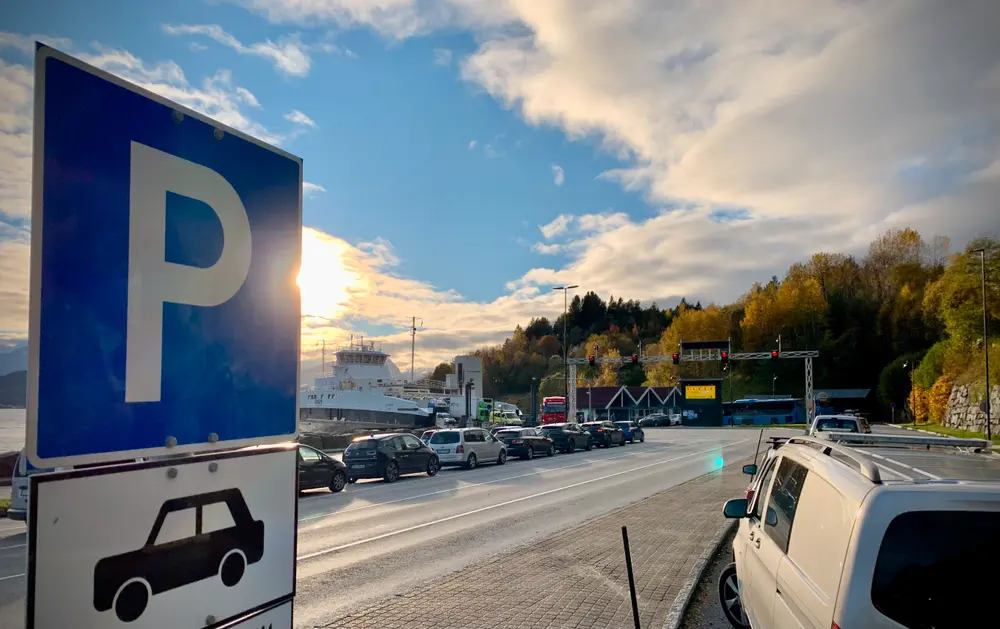 Lagði bílastæðafyrirtækið Onepark í Noregi vegna vangreiðslugjalds