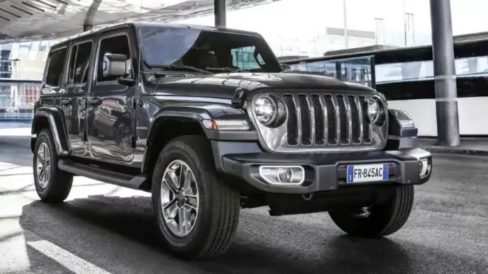 Innkallanir víða um heim á Jeep Wrangler vegna íkveikju hættu – 298 bílar hér á landi