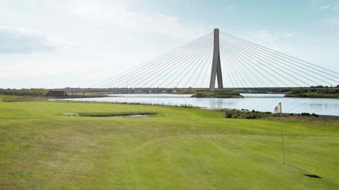 Óljóst er hver upphæð tollsins á að verða