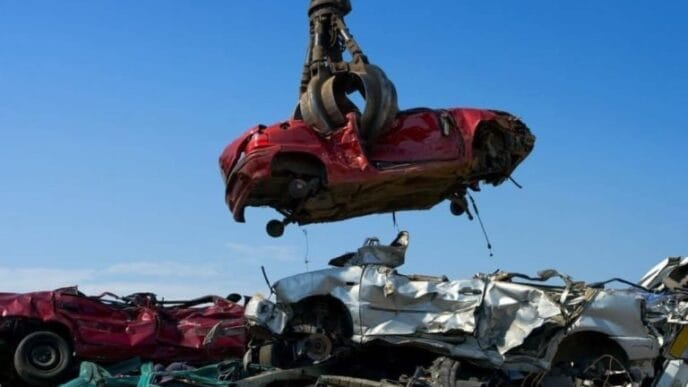 Bílaframleiðendur sektaðir fyrir samráð um endurvinnslu úreldra ökutækja