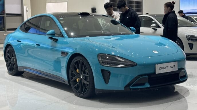 Kínverski rafbílaframleiðandinn Xiaomi með öfluga innkomu - grónir framleiðendur í vanda